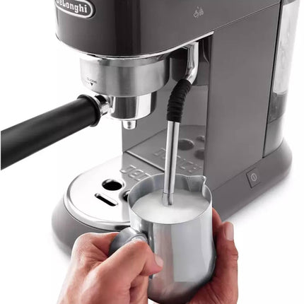 DeLonghi Dedica Arte EC885M Espresso Machine