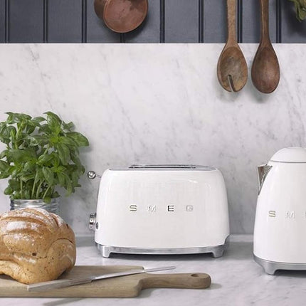 Smeg TSF01CREU 2-Slice Retro Toaster - Cream, 950W