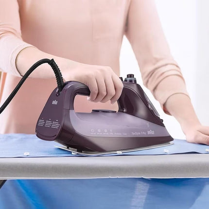 Braun TextStyle 7 Pro Steam Iron 3100 Watts 300ml Tank SI 7181